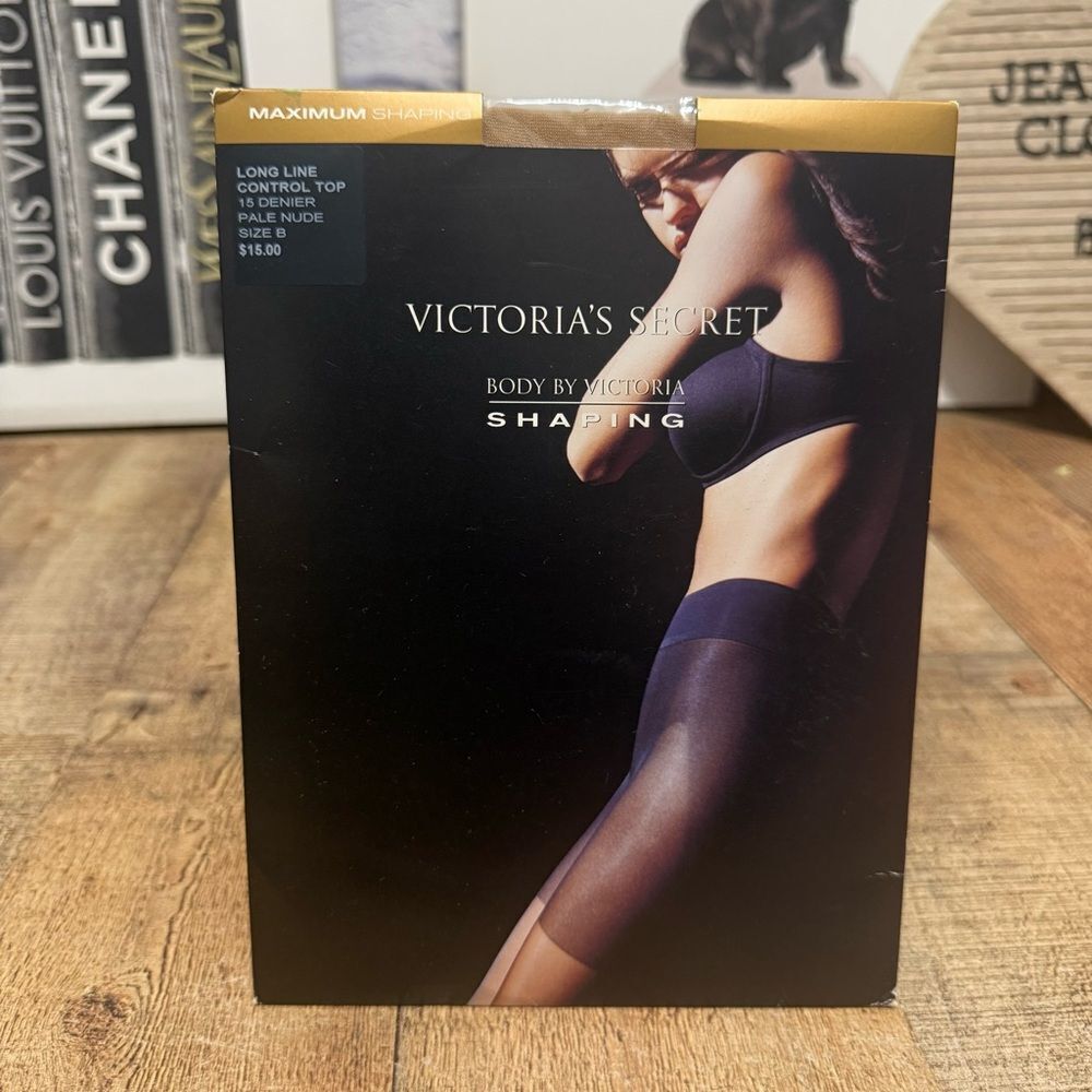 Victoria’s Secret Body By Victoria Pantyhose Max Shaping/Long Line Control top